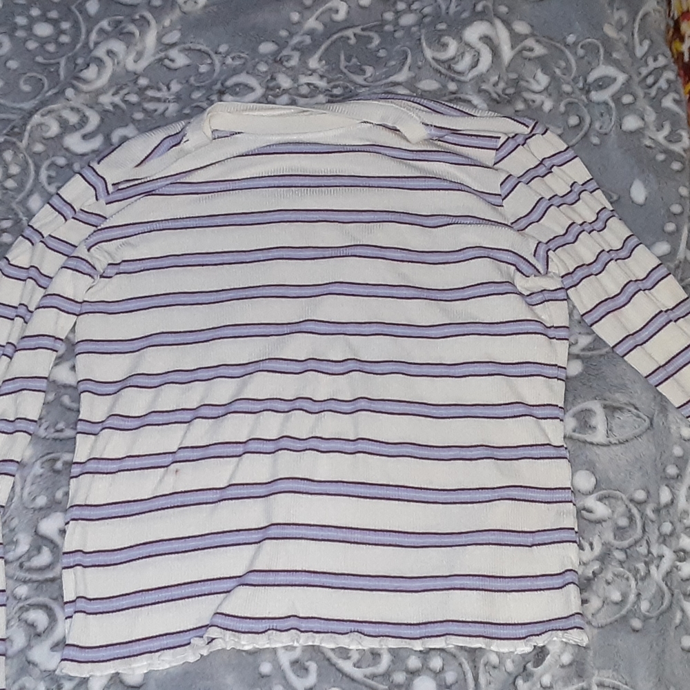 Striped thin long sleeve shirt